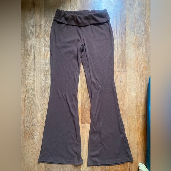 Womens Dark Brown Leggings Ribbed Bell Bottom Flare Pants Yoga Shein Small - Picture 2 of 9